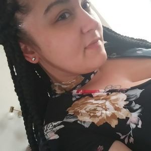 Meet your Posher, Cassandra